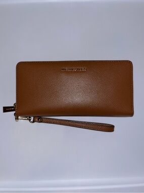 Michael Kors Brown Zip Wristlet